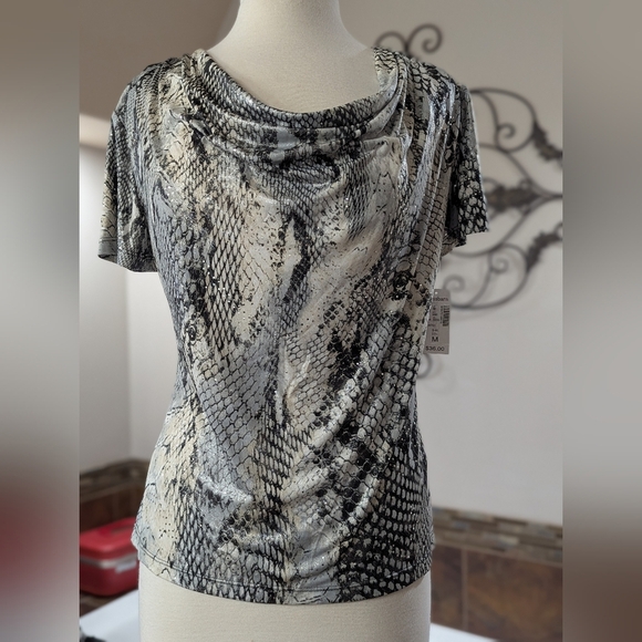 Dress Barn Tops - New Dress Barn Gray Snake Skin Top Size Medium Cowl Neck Short Sleeve